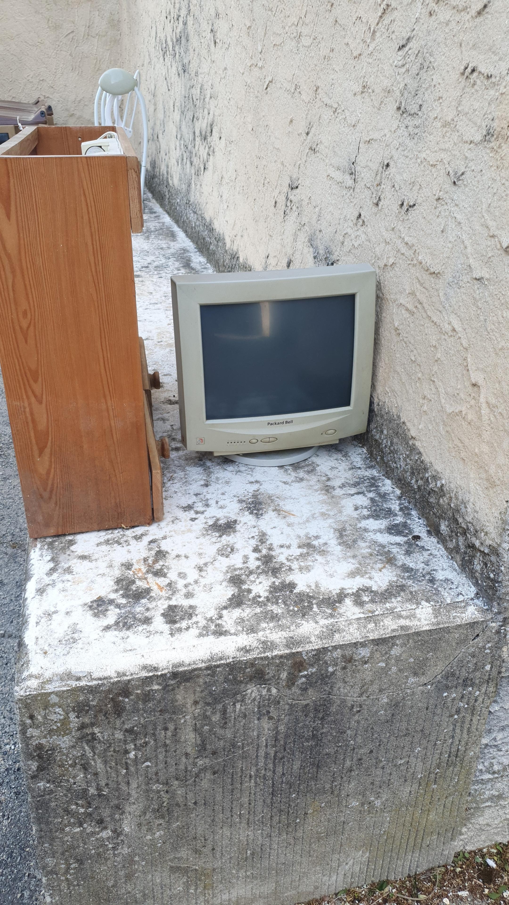 Posted media